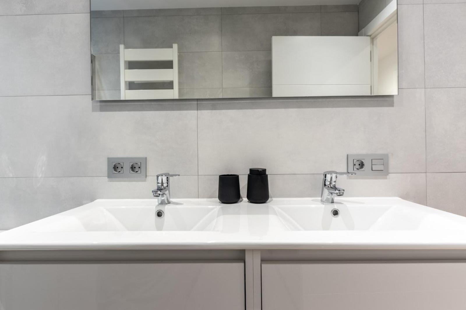 Apartamento Tiboli Home Bilbao Luaran gambar